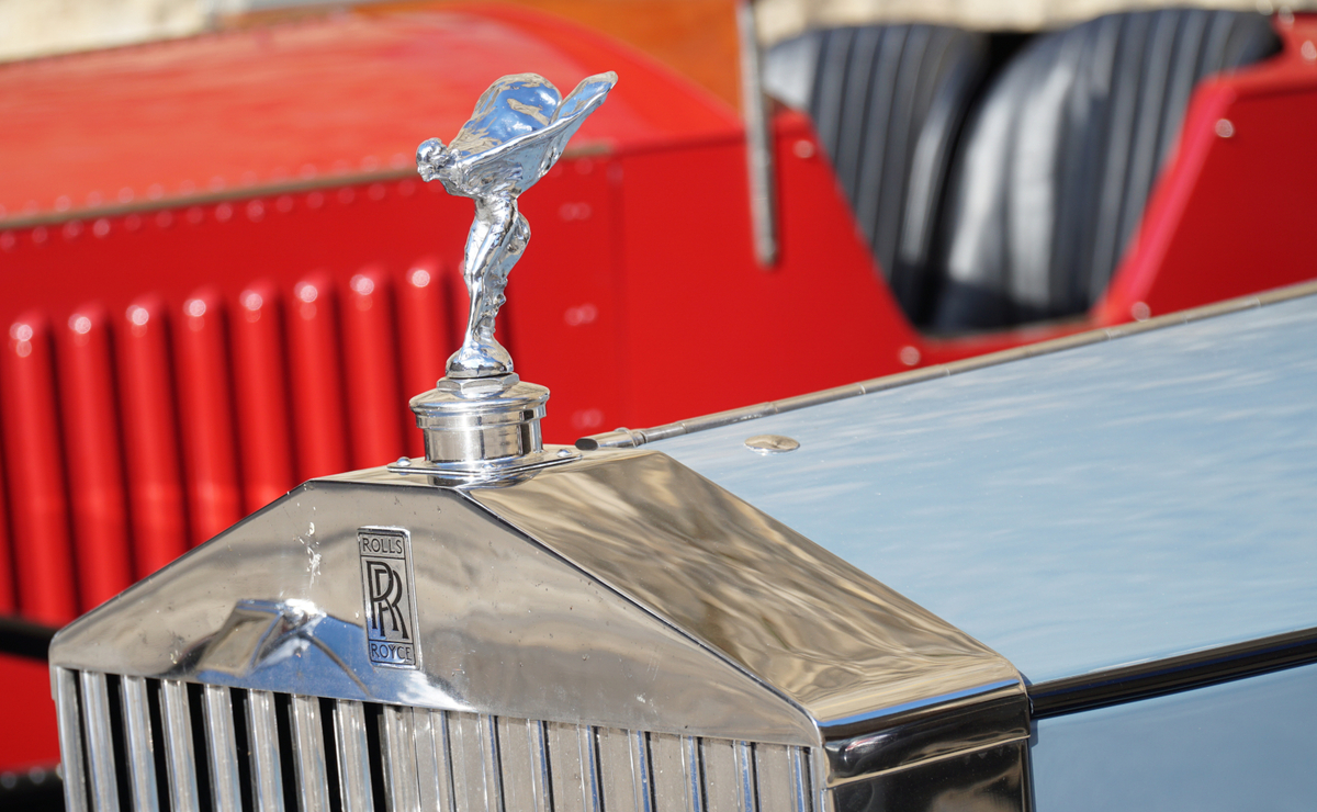 Silver Lady - Neil Hopkins